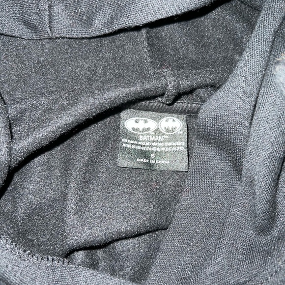 Batman Black Hoodie Women’s Pullover Graphic Logo Streetwear Sweatshirt Hero - Picture 4 of 6